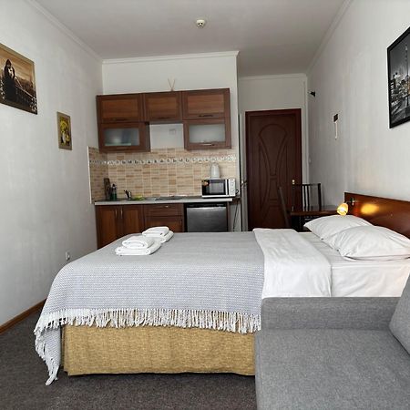 Авіа Apartment Ujhorod Exterior foto