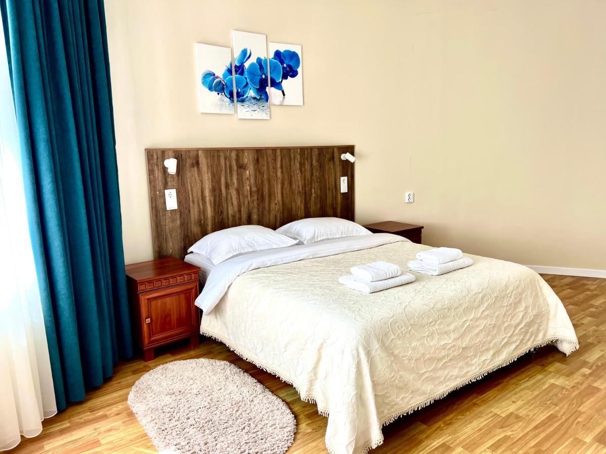 Авіа Apartment Ujhorod Exterior foto