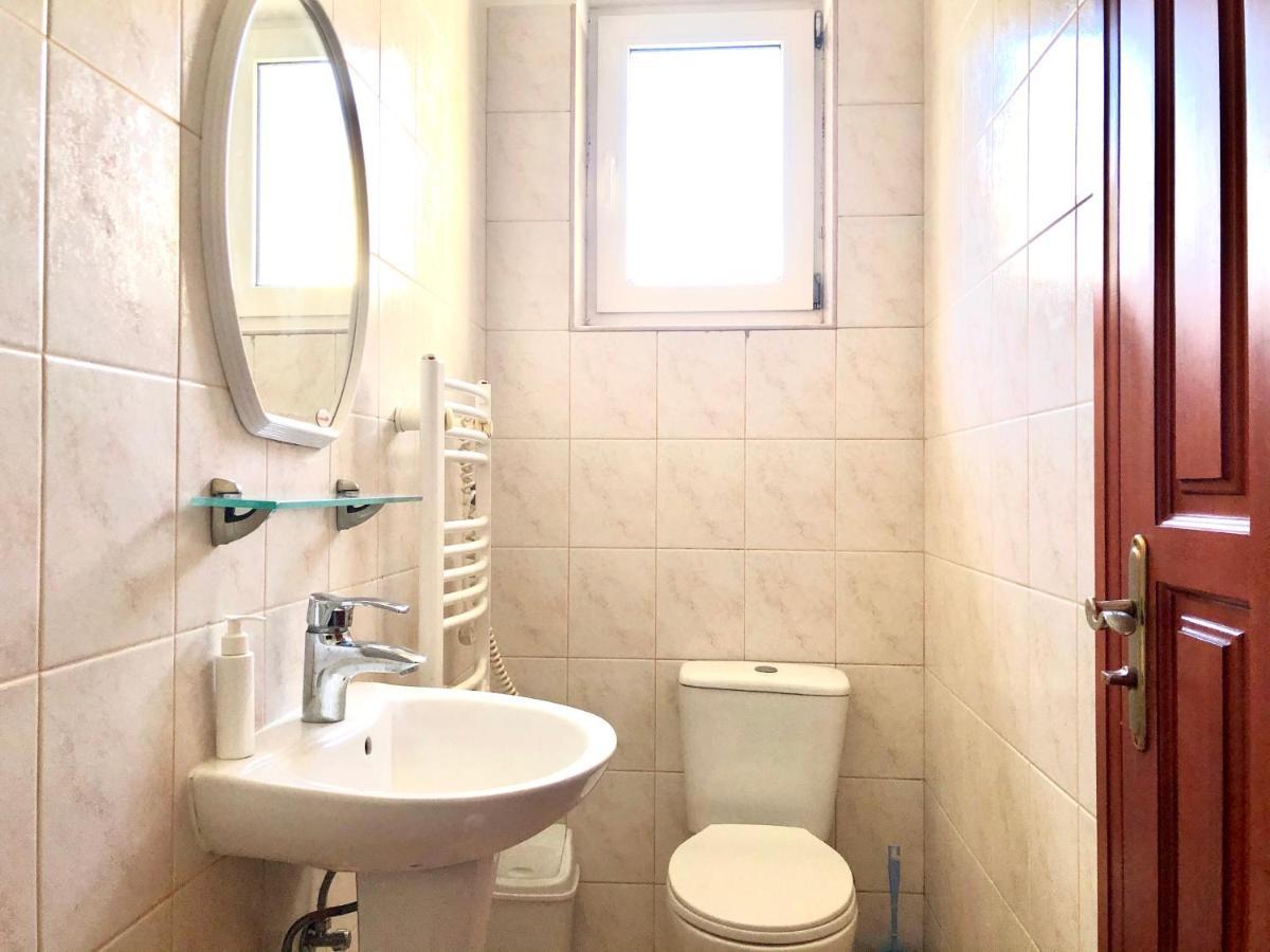 Авіа Apartment Ujhorod Exterior foto